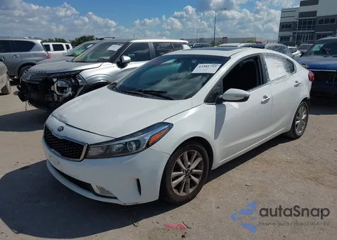 2017 Kia Forte S z USA, uszkodzony, nr VIN 3KPFL4A75HE063635